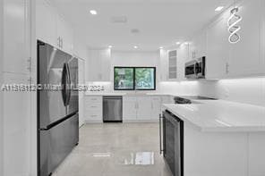 Building Photo - 6685 SW 36th St