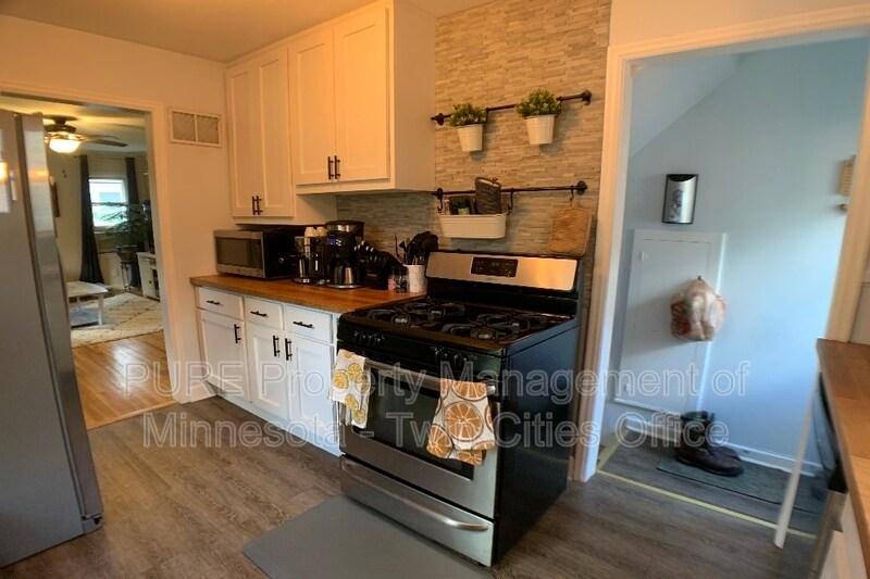 Foto principal - 3716 Pennsylvania Ave S
