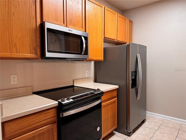 Building Photo - 6214 Stevenson Dr