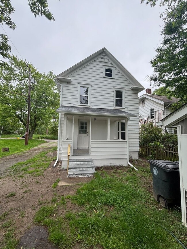 Building Photo - 2469 28th St SW