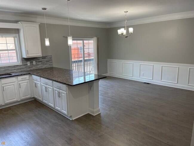 Foto del edificio - 1474 N Circle Dr NW