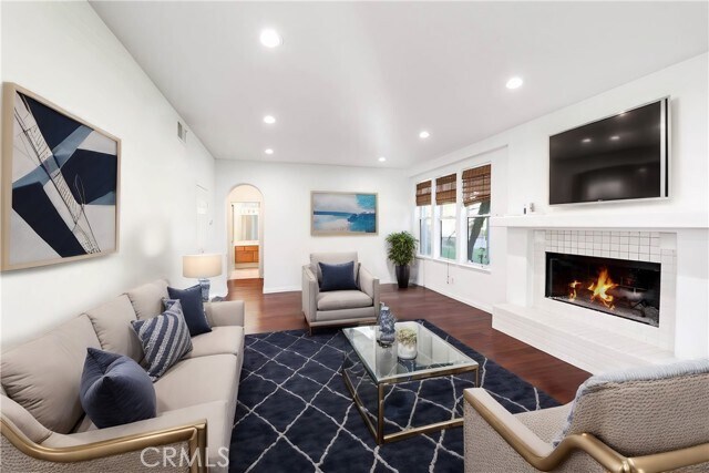 Building Photo - 36 Diamond Gate