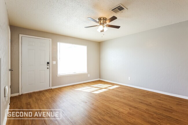 Building Photo - 5316 S Bodine Dr