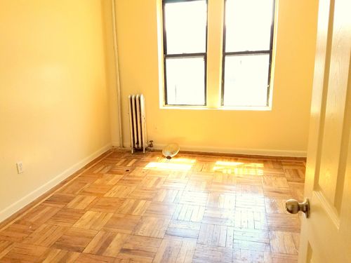 Building Photo - 1534 Saint Nicholas Ave