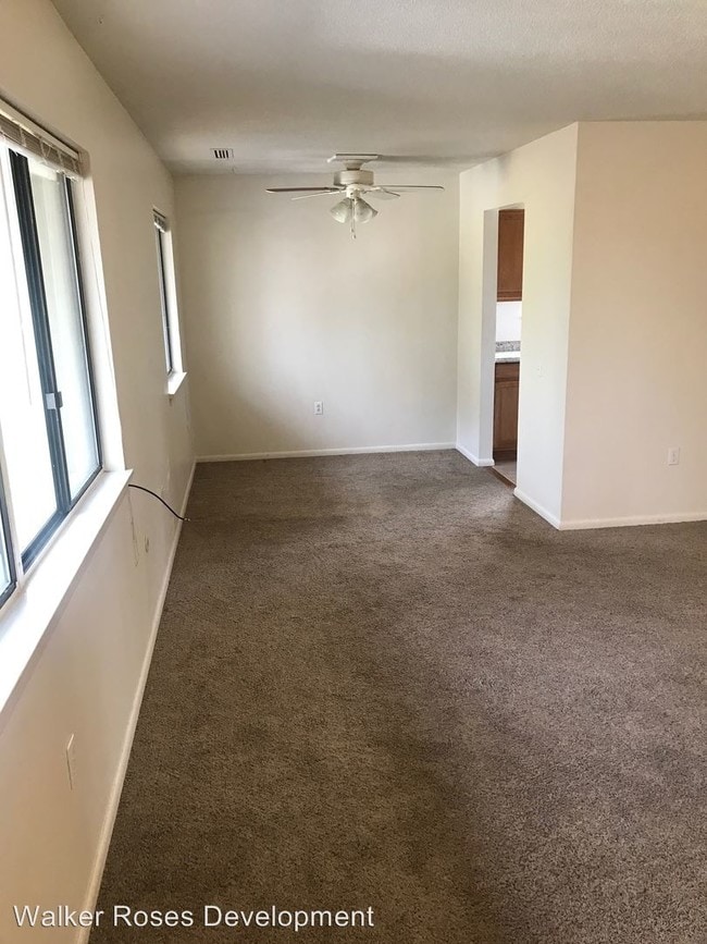 Building Photo - 1403 Peninsula Dr