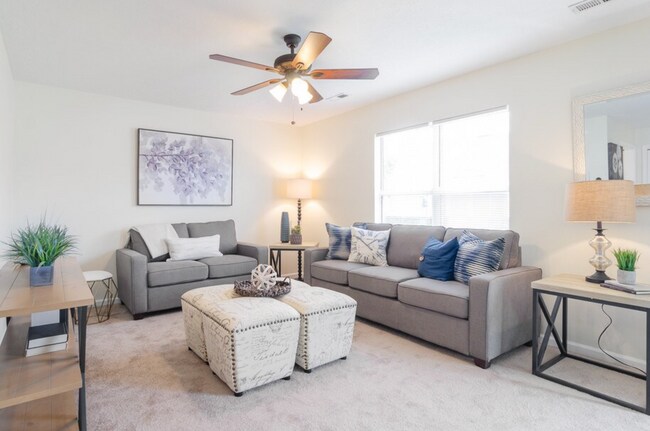 Foto del interior - Garden Grove Townhomes