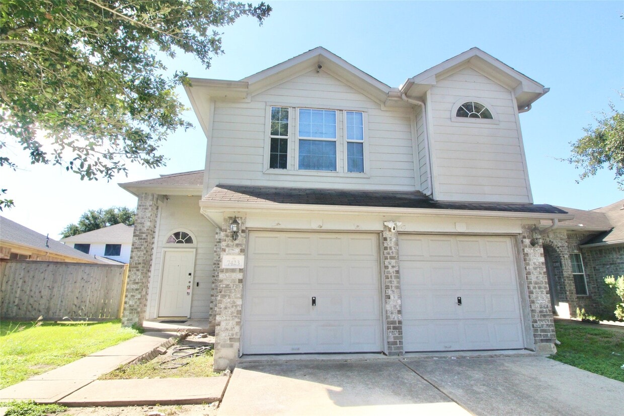 Primary Photo - 7423 Edgecraft Dr