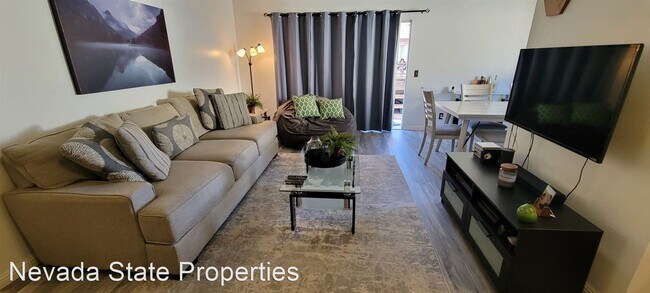 Foto del edificio - 2 br, 1 bath House - 2340 Canfield Dr Unit D