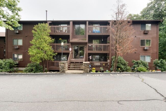 Foto del edificio - 340 Sunderland Rd