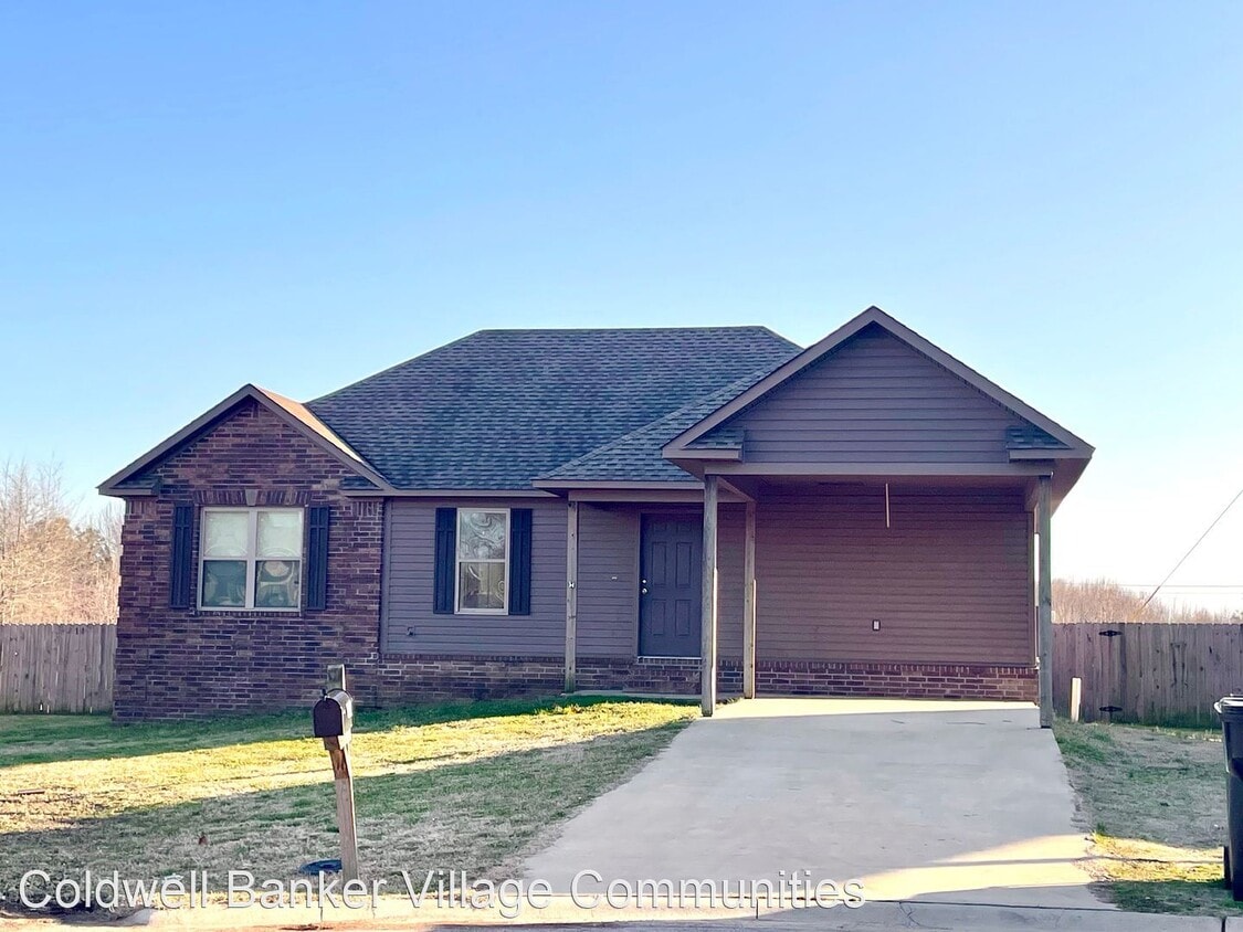 Primary Photo - 3 br, 2 bath House - 1730 Tara Drive