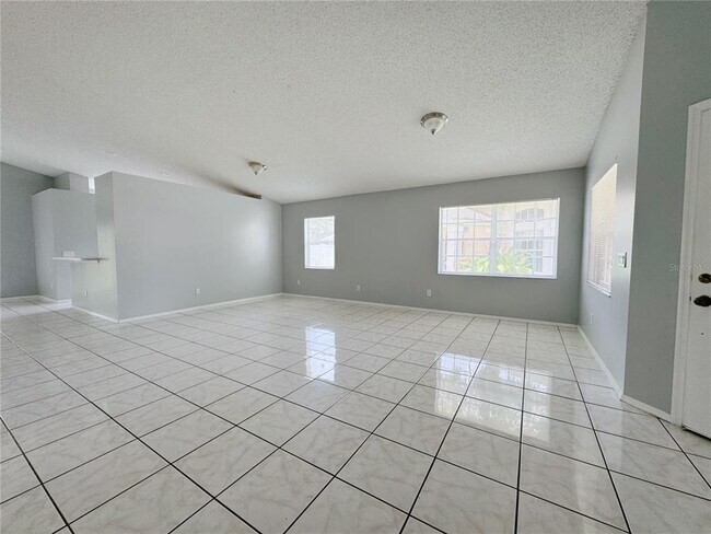 Foto del edificio - 1730 Bridgeview Cir