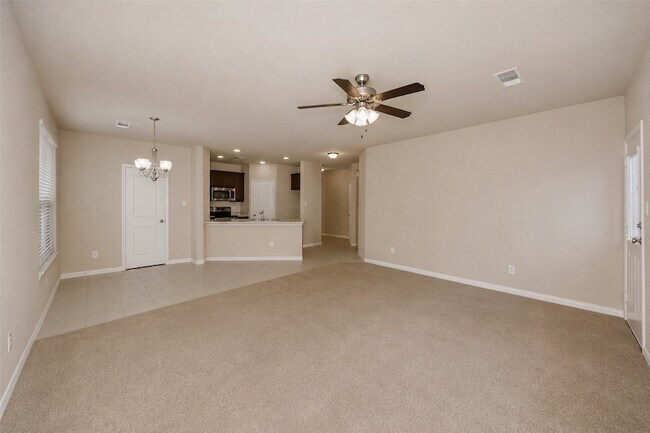 Foto del edificio - 356 Emerald Creek Dr