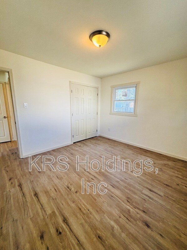 Building Photo - 1525 Hackensack Rd