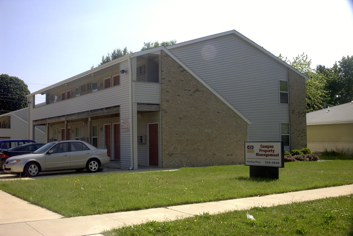Primary Photo - 1301 E Harding Dr. Urbana