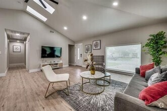 Building Photo - 1409 Schulze Dr