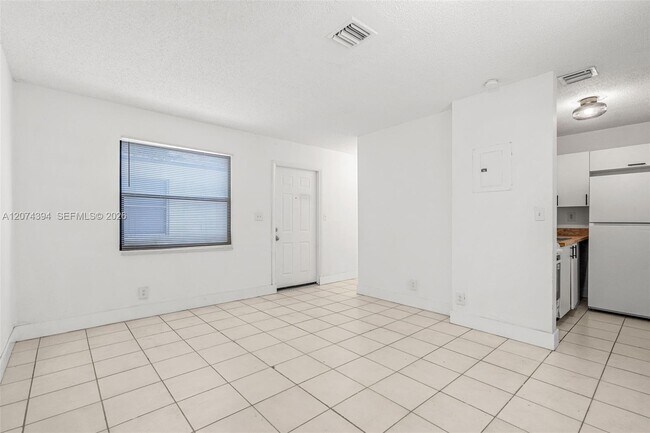 Foto del edificio - 1020 NW 6th Ave