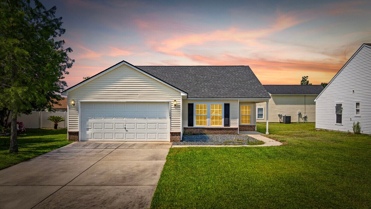 Foto principal - 1006 Post Oak Ct