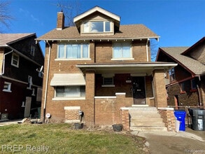 Building Photo - 2488 Virginia Park St