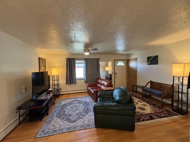 Building Photo - 213 Yukon Dr