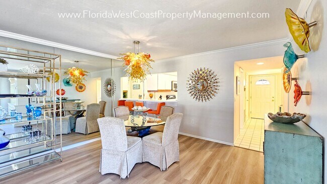 Foto del edificio - LOVELY SIESTA KEY CONDO FOR LONG TERM LEAS...