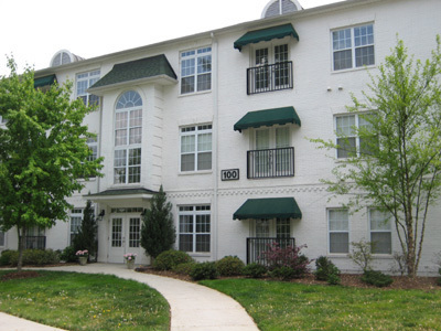 Primary Photo - 2 BR Brookeside At Irving Park Condo, Conv...