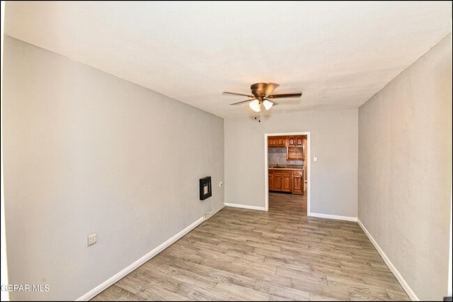 Foto del edificio - 1212 N Laurel St