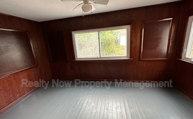 Foto del edificio - 5063 Thomas St