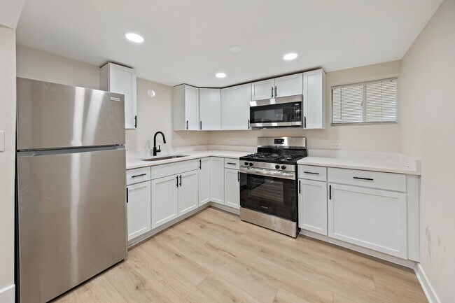 Foto del edificio - 4737 N Kildare Ave
