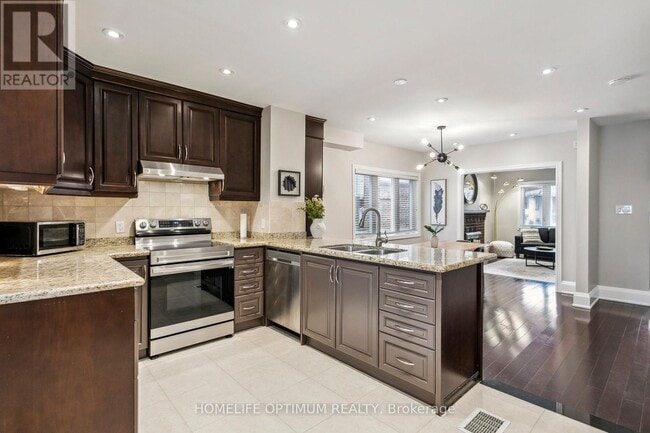 Photo du bâtiment - 52 Hillsdale Ave W