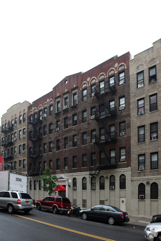 Foto del edificio - 616 W 165th St