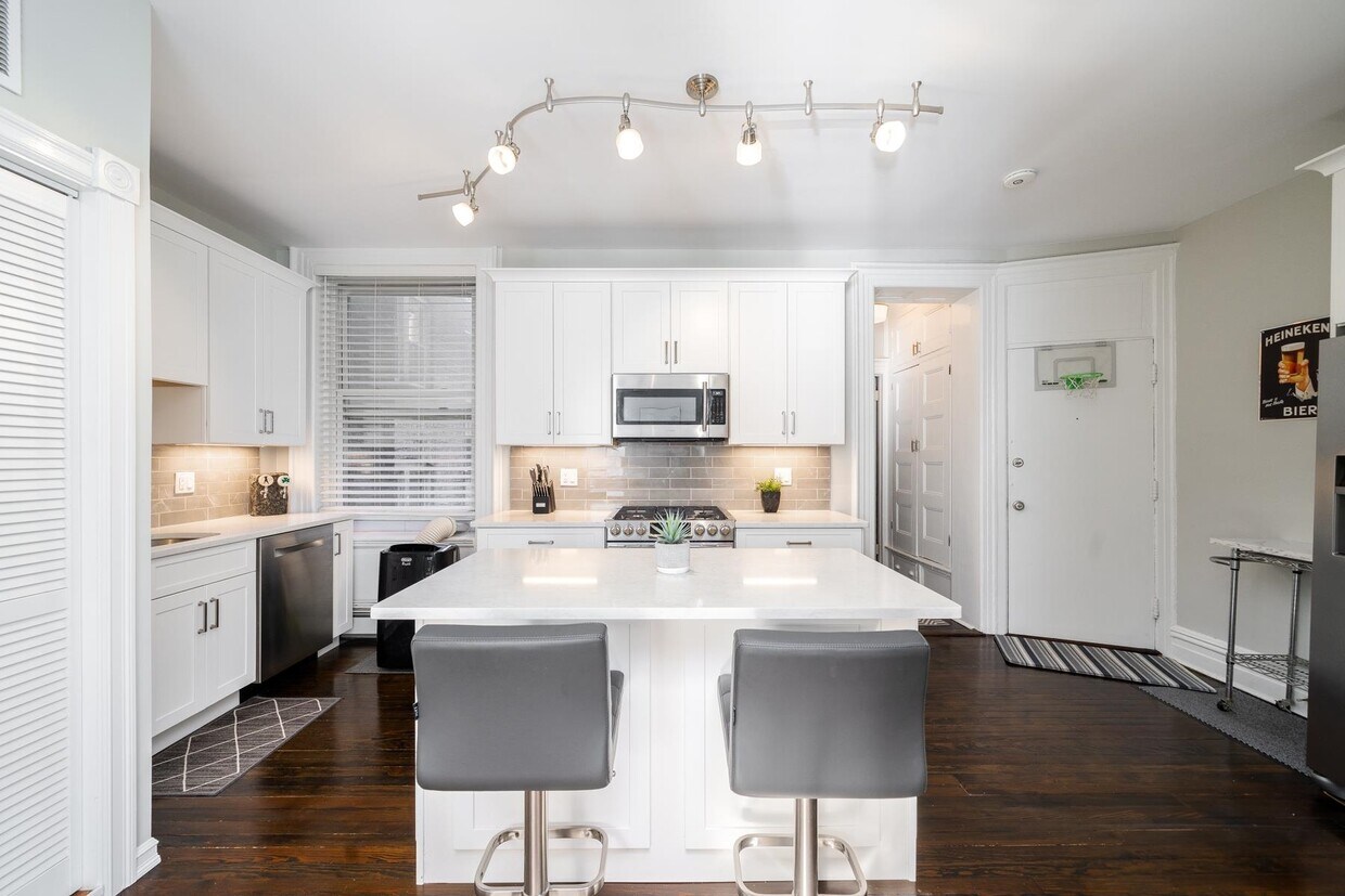 Foto principal - 712 Willow Ave
