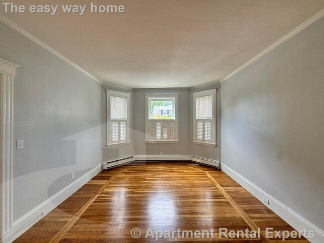 Foto del edificio - 136 Sharon St