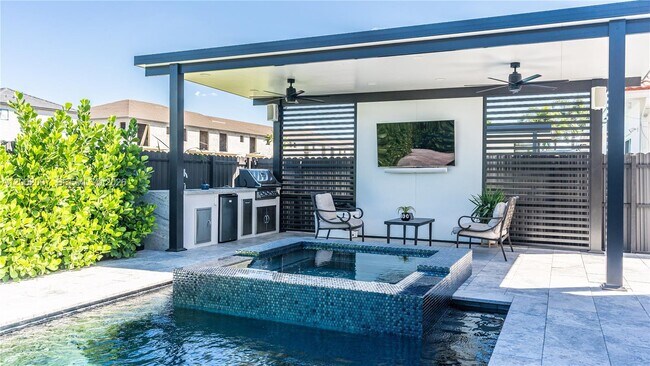 Foto del edificio - 15817 SW 138th Terrace
