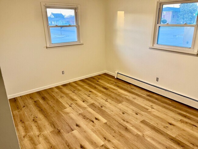 Foto del edificio - 1708-1712-1712 Amy St