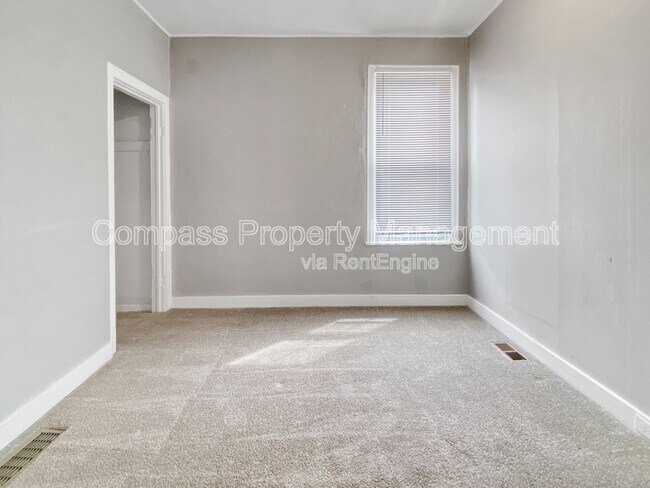 Foto del edificio - 209 Seward Ave NW