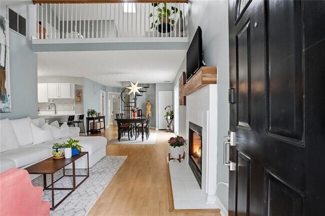 Foto del edificio - 430 Feyston Ct