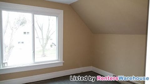 Building Photo - 603 4th Ave NW