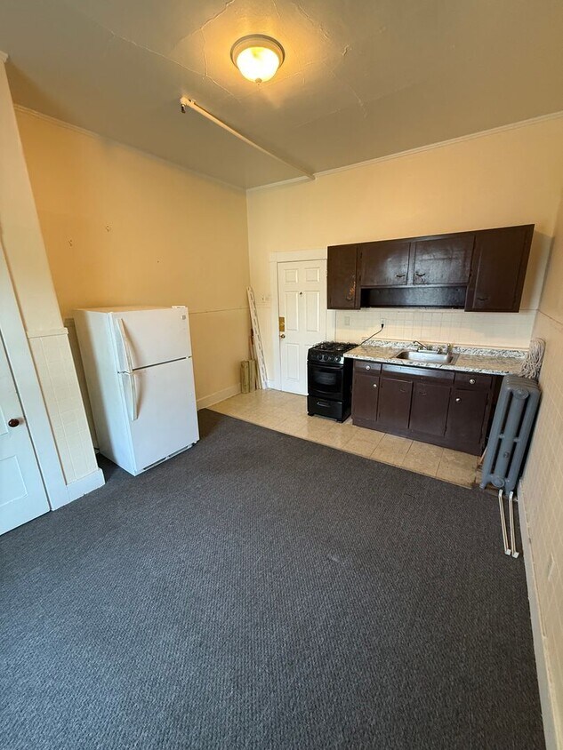 Foto del edificio - Studio Apartment for Rent – Utilities Incl...