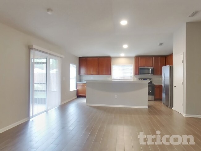 Building Photo - 75177 Brookwood Dr