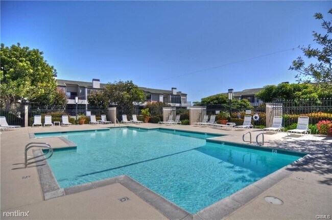 Building Photo - 3 br, 2 bath Condo - 260 Cagney Ln Apt 219