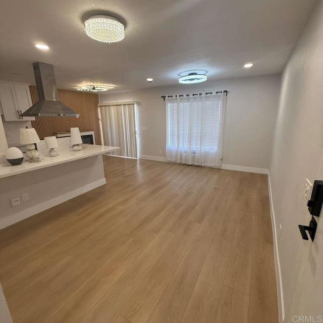 Foto del edificio - 9586 Carroll Canyon Rd