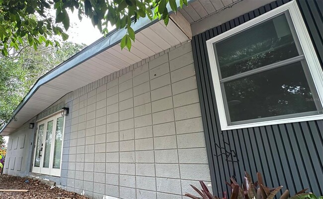 Building Photo - 5023 Inverness Dr