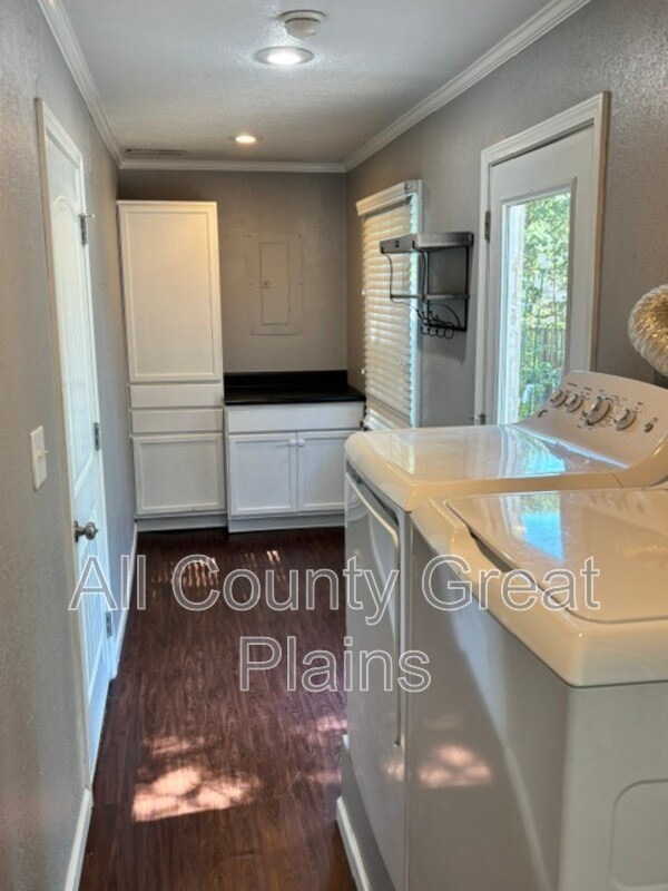 Foto del edificio - 2121 W 79th St