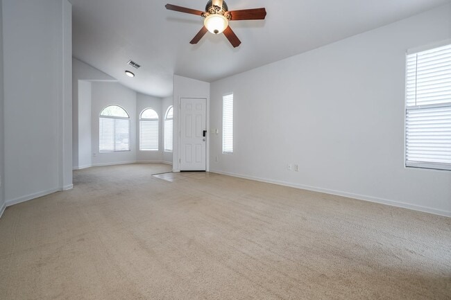 Building Photo - 13170 E Alley Spring Dr