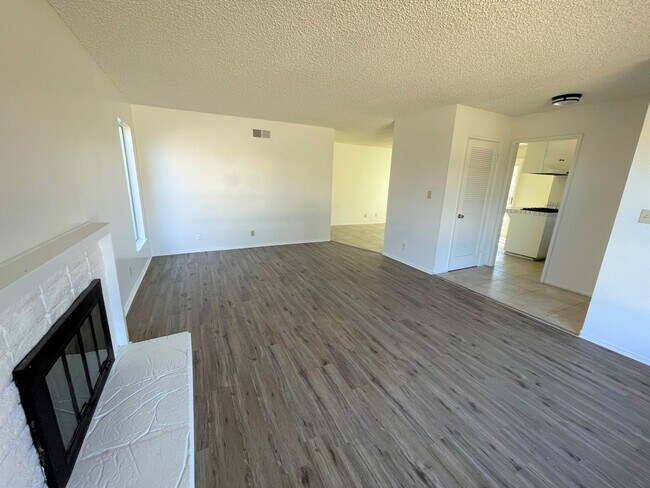 Foto del edificio - East Ventura Home with Large Yard