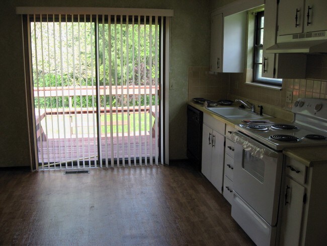 Foto del edificio - 1422 E Haven Ln