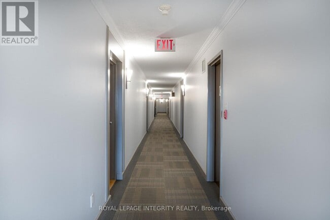 Building Photo - 270 Brittany Dr