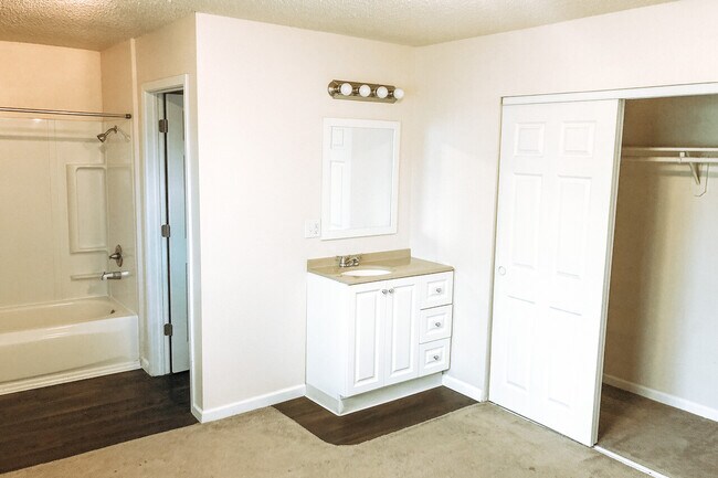 Foto del edificio - 928 E 10th Ave