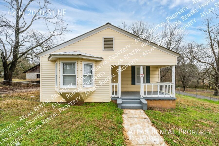 Foto principal - 4204 20th St NE
