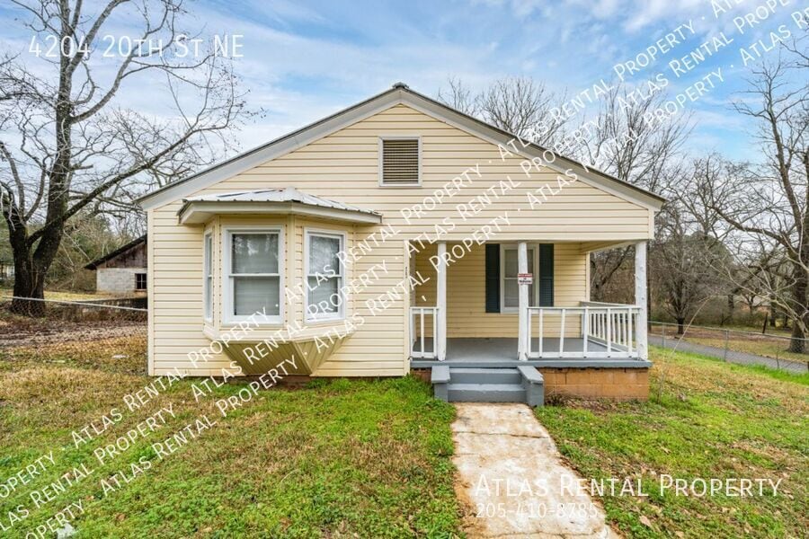 Primary Photo - 4204 20th St NE
